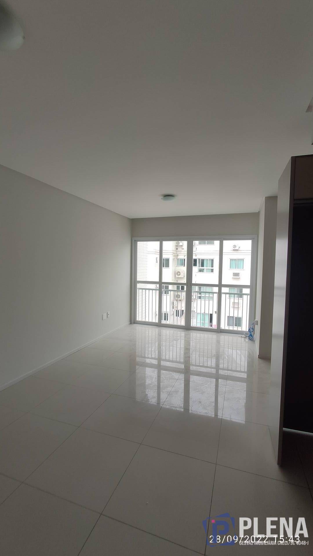 Apartamento à venda com 2 quartos, 64m² - Foto 13