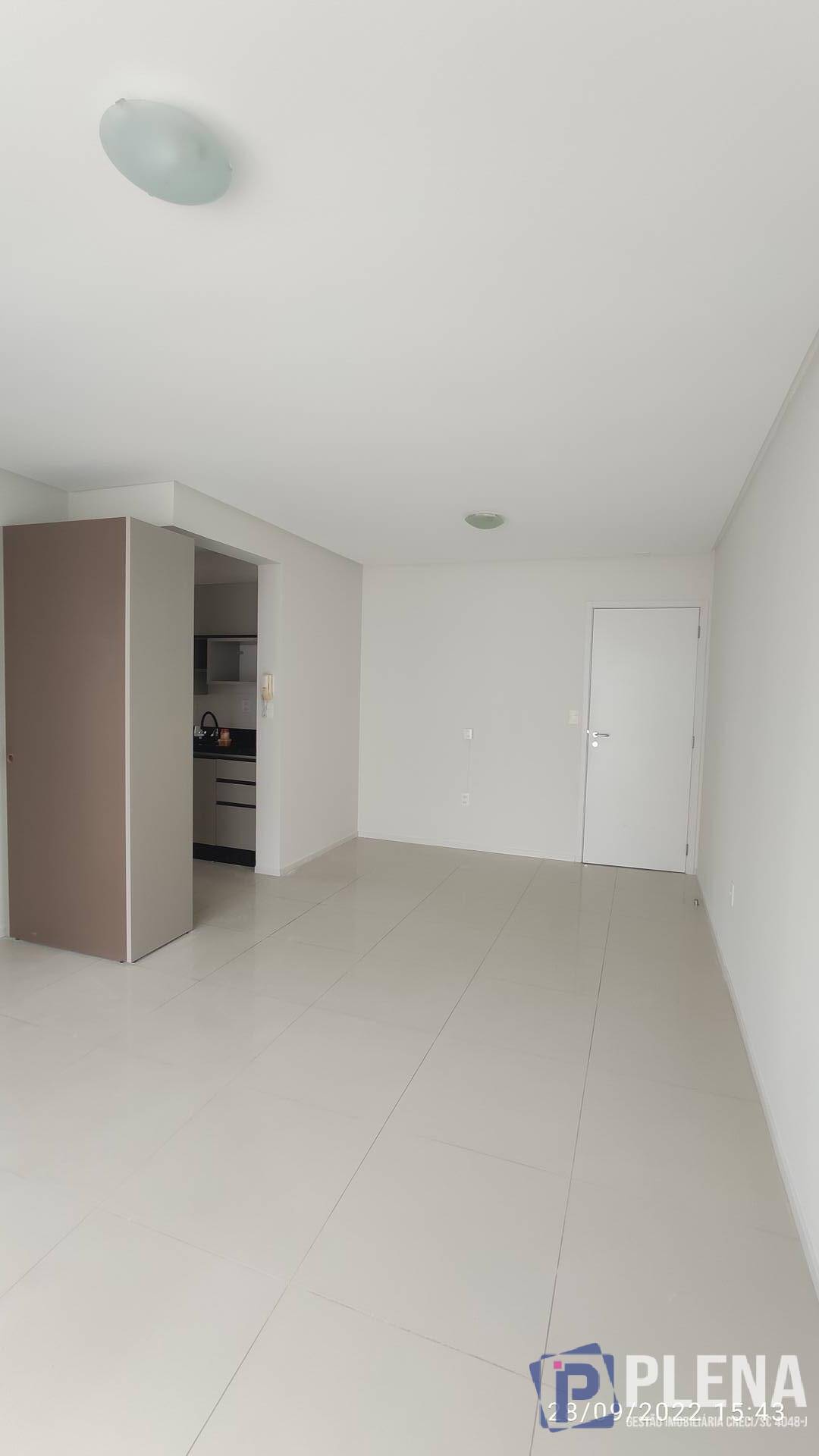 Apartamento à venda com 2 quartos, 64m² - Foto 14