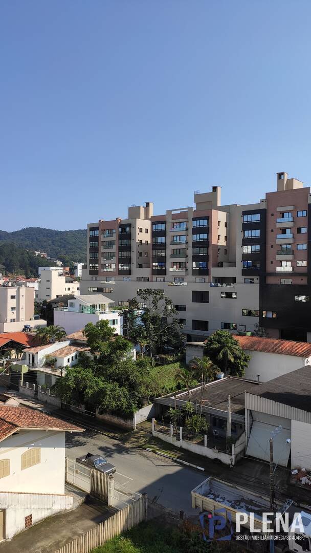 Apartamento à venda com 2 quartos, 64m² - Foto 18