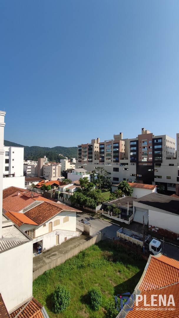 Apartamento à venda com 2 quartos, 64m² - Foto 20